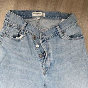 Abercrombie and Fitch The Dad Jeans